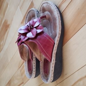 Clarks Artisan sandals